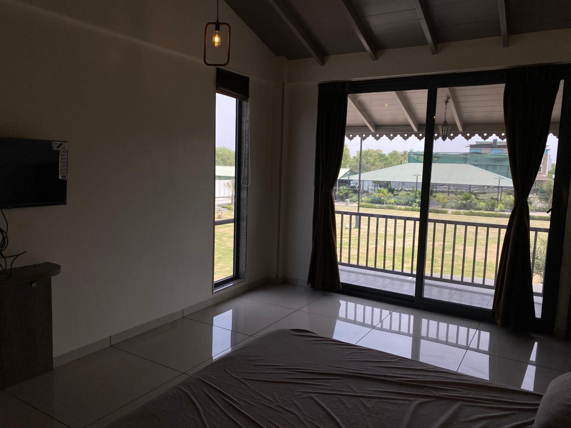 The Pavilion Park Resort ماليغاؤن المظهر الخارجي الصورة