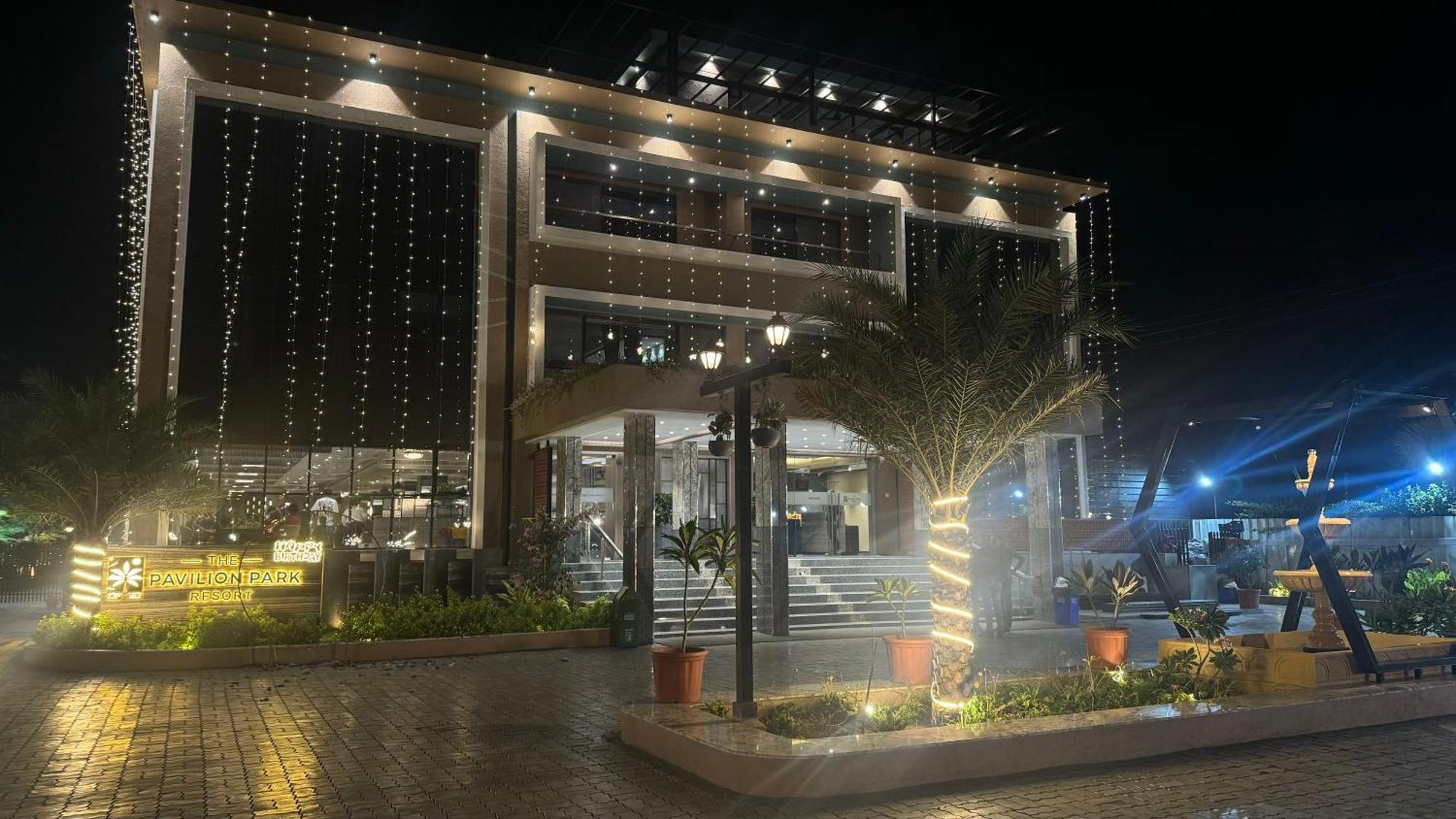 The Pavilion Park Resort ماليغاؤن المظهر الخارجي الصورة